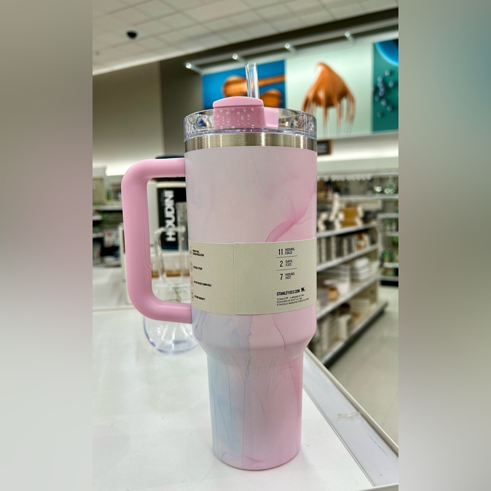 Stanley 40 Oz Quencher Tumbler in Tulle - Picture 2 of 5
